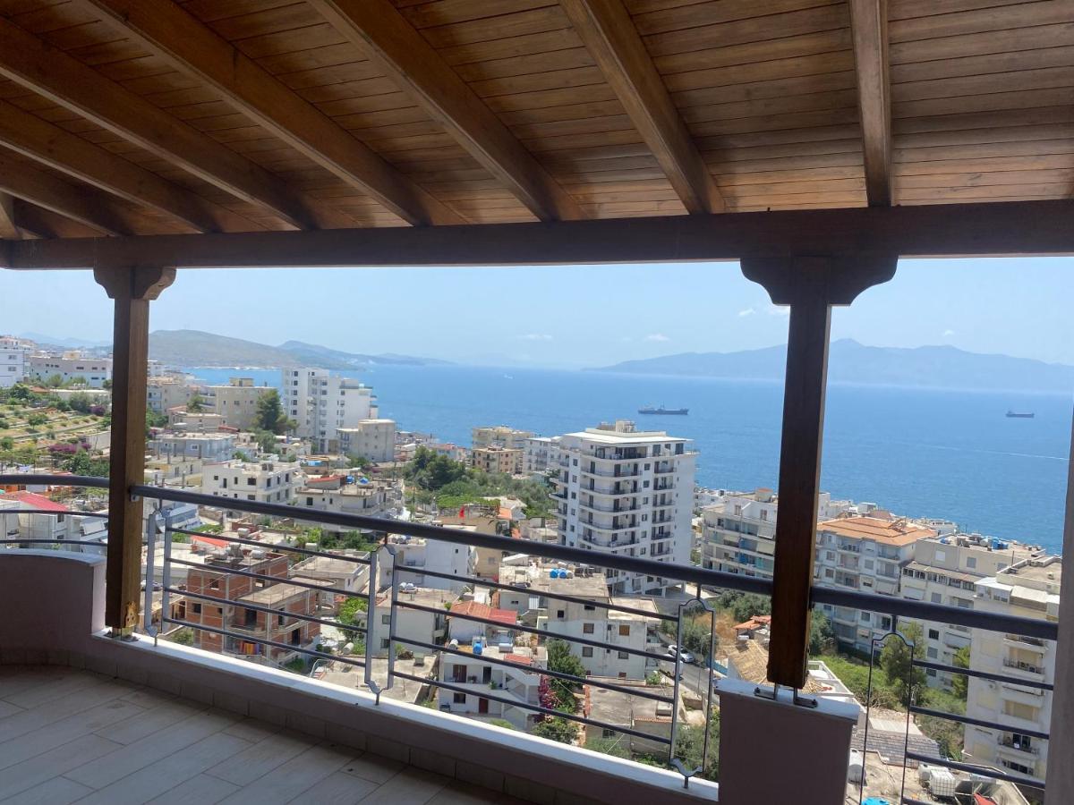 Blue Breeze Attic Apartments Sarandë Exterior foto