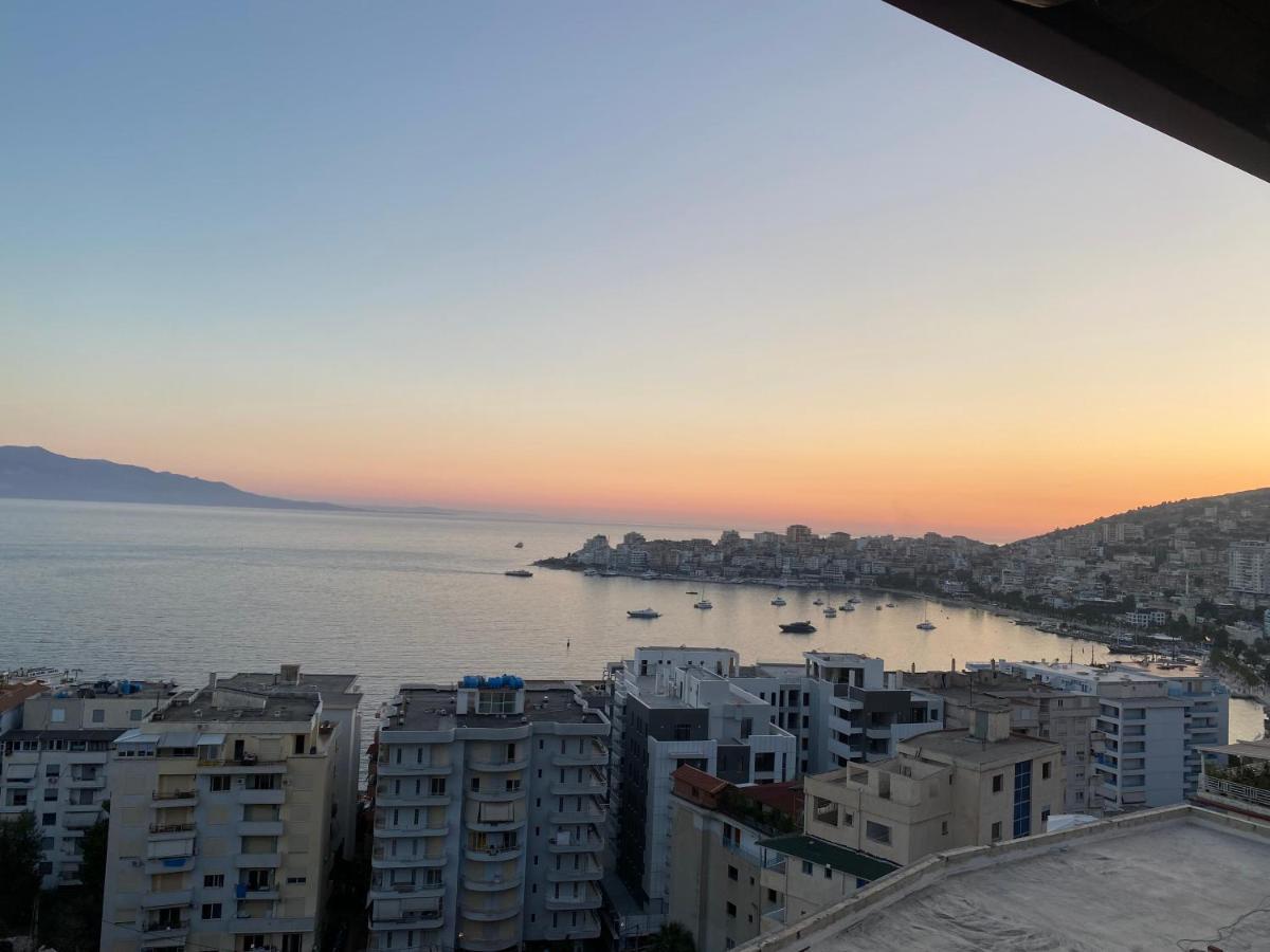 Blue Breeze Attic Apartments Sarandë Exterior foto